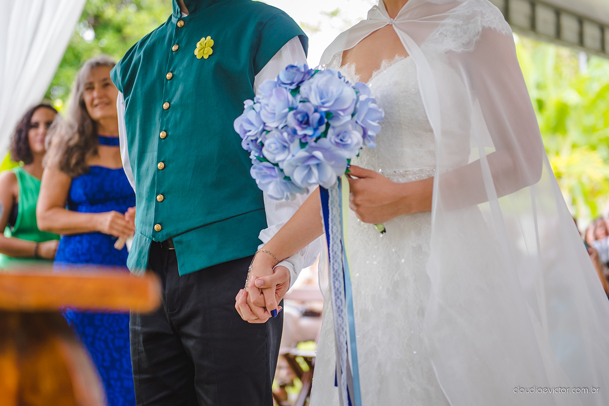 Lindo casamento no estilo Celta medieval realizado na serra por fotógrafos de casamento de Vila Velha fotógrafos de casamento de Vitória fotógrafos de casamento de Serra com sapateado irlandês noivo e noiva com roupas originais e diferentes