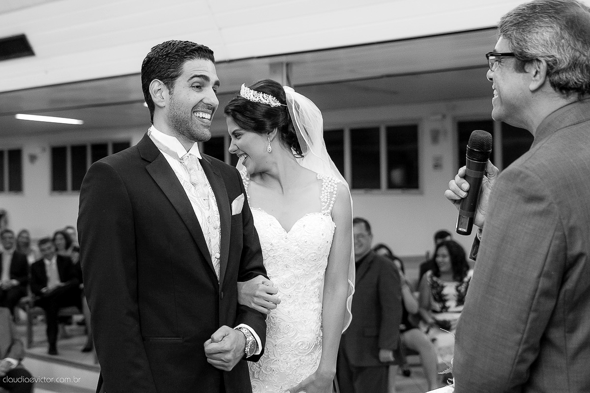 book, bride, casamento, ensaio, externa, fotógrafo de casamento de Vila Velha fotógrafo de casamento de Vitória fotógrafo de casamento de Serra Espirito Santo ES fotos criativas de casamento