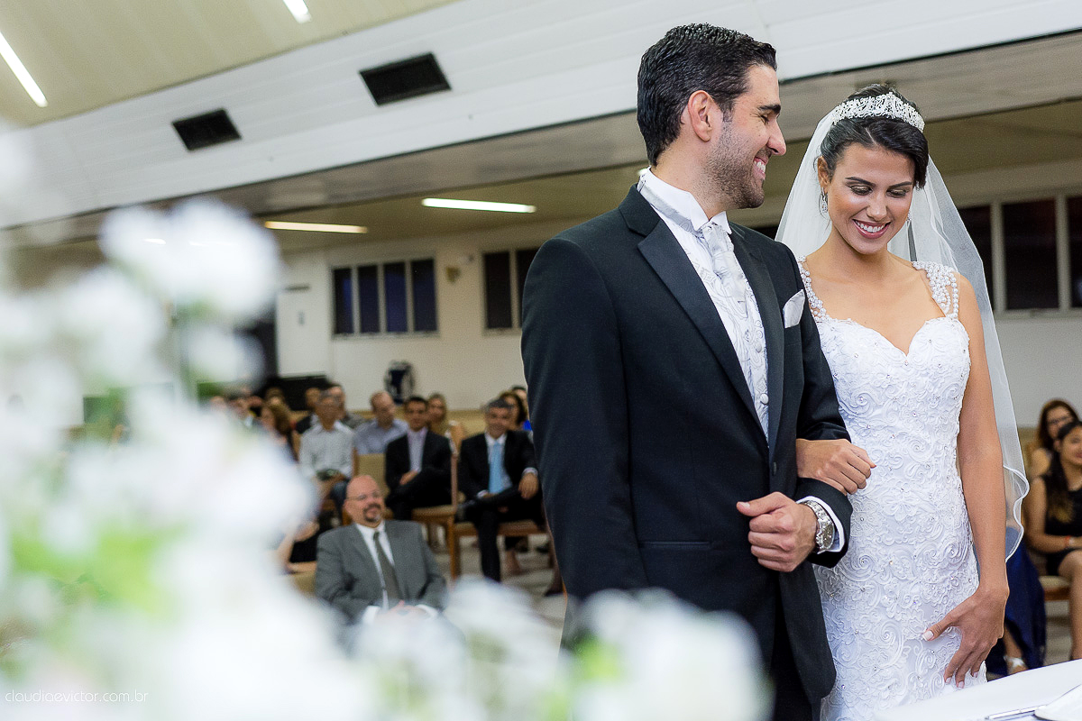 book, bride, casamento, ensaio, externa, fotógrafo de casamento de Vila Velha fotógrafo de casamento de Vitória fotógrafo de casamento de Serra Espirito Santo ES fotos criativas de casamento