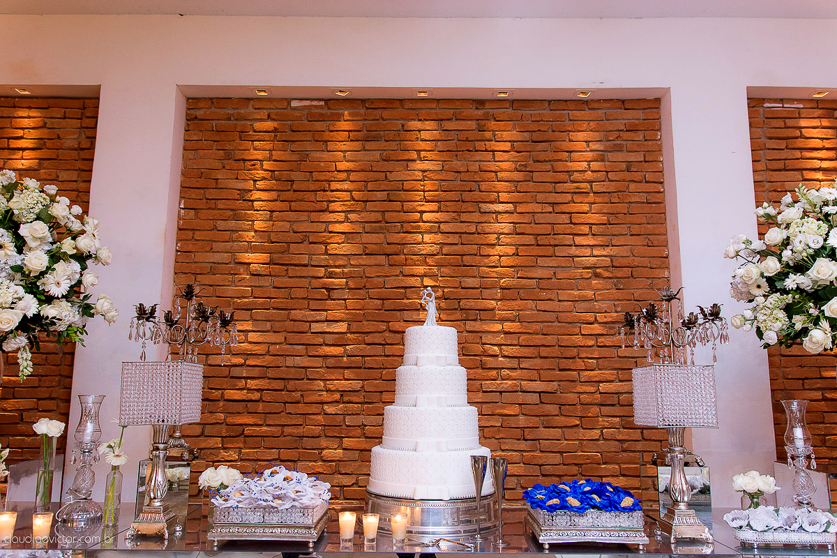 book, bride, casamento, ensaio, externa, fotógrafo de casamento de Vila Velha fotógrafo de casamento de Vitória fotógrafo de casamento de Serra Espirito Santo ES fotos criativas de casamento