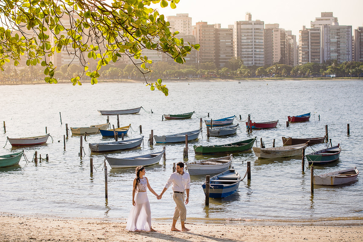 book, bride, casamento, ensaio, externa, fotógrafo de casamento de Vila Velha fotógrafo de casamento de Vitória fotógrafo de casamento de Serra Espirito Santo ES fotos criativas de casamento