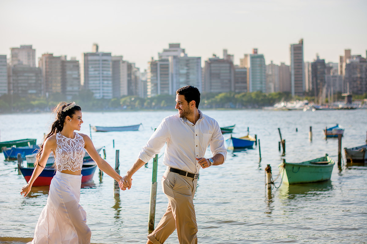book, bride, casamento, ensaio, externa, fotógrafo de casamento de Vila Velha fotógrafo de casamento de Vitória fotógrafo de casamento de Serra Espirito Santo ES fotos criativas de casamento