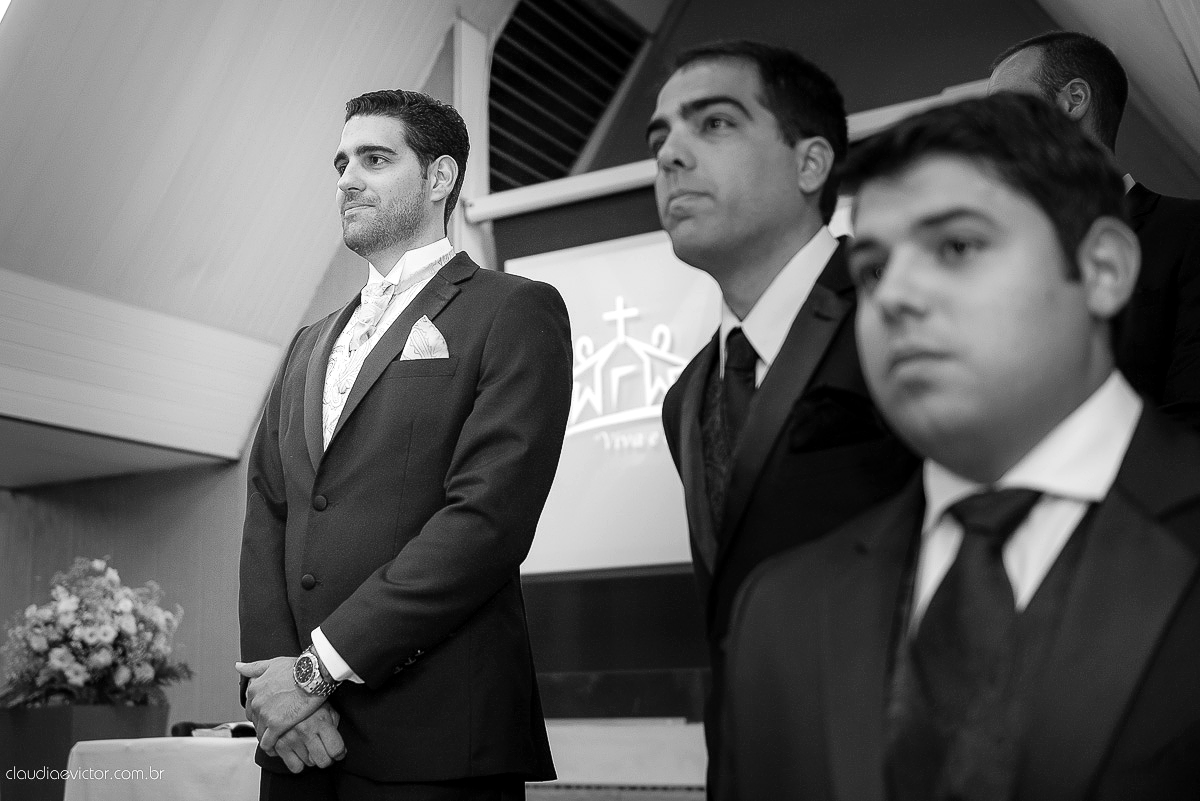 book, bride, casamento, ensaio, externa, fotógrafo de casamento de Vila Velha fotógrafo de casamento de Vitória fotógrafo de casamento de Serra Espirito Santo ES fotos criativas de casamento