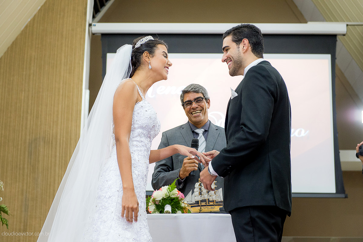 book, bride, casamento, ensaio, externa, fotógrafo de casamento de Vila Velha fotógrafo de casamento de Vitória fotógrafo de casamento de Serra Espirito Santo ES fotos criativas de casamento
