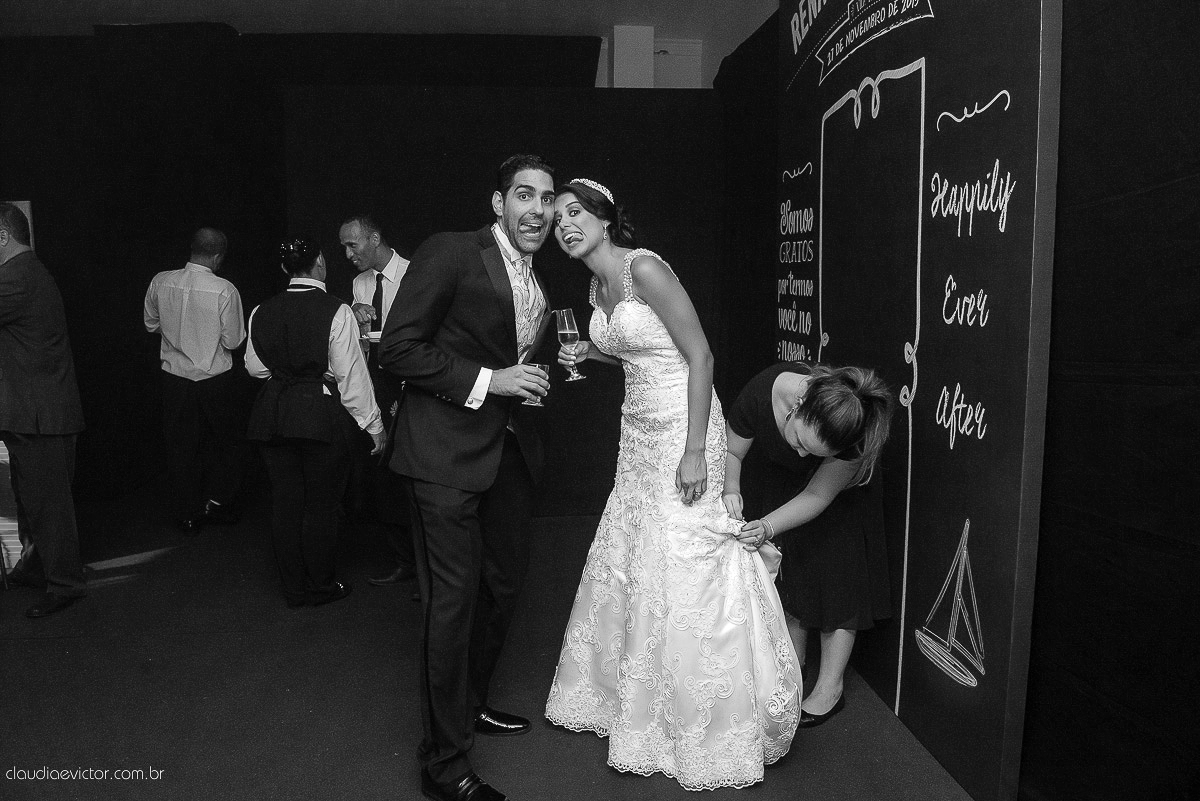 book, bride, casamento, ensaio, externa, fotógrafo de casamento de Vila Velha fotógrafo de casamento de Vitória fotógrafo de casamento de Serra Espirito Santo ES fotos criativas de casamento