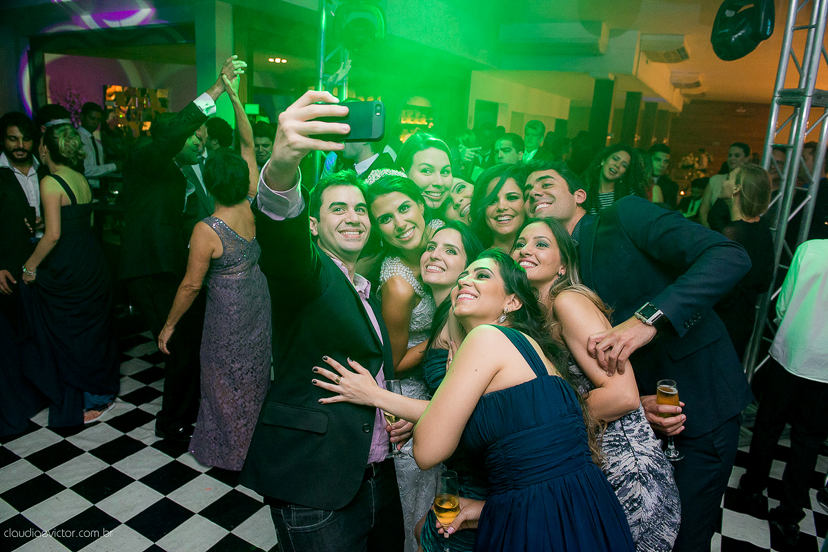 book, bride, casamento, ensaio, externa, fotógrafo de casamento de Vila Velha fotógrafo de casamento de Vitória fotógrafo de casamento de Serra Espirito Santo ES fotos criativas de casamento