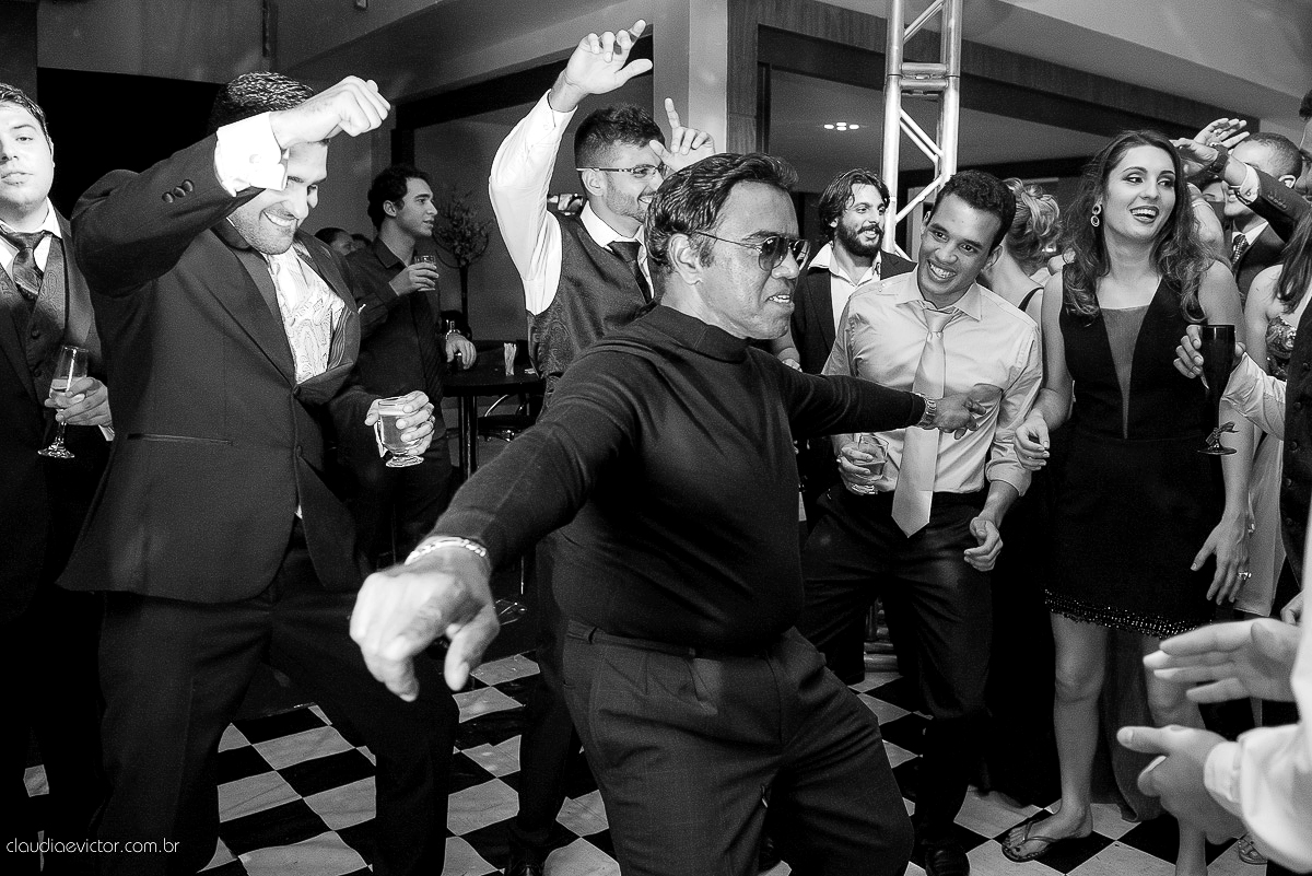 book, bride, casamento, ensaio, externa, fotógrafo de casamento de Vila Velha fotógrafo de casamento de Vitória fotógrafo de casamento de Serra Espirito Santo ES fotos criativas de casamento