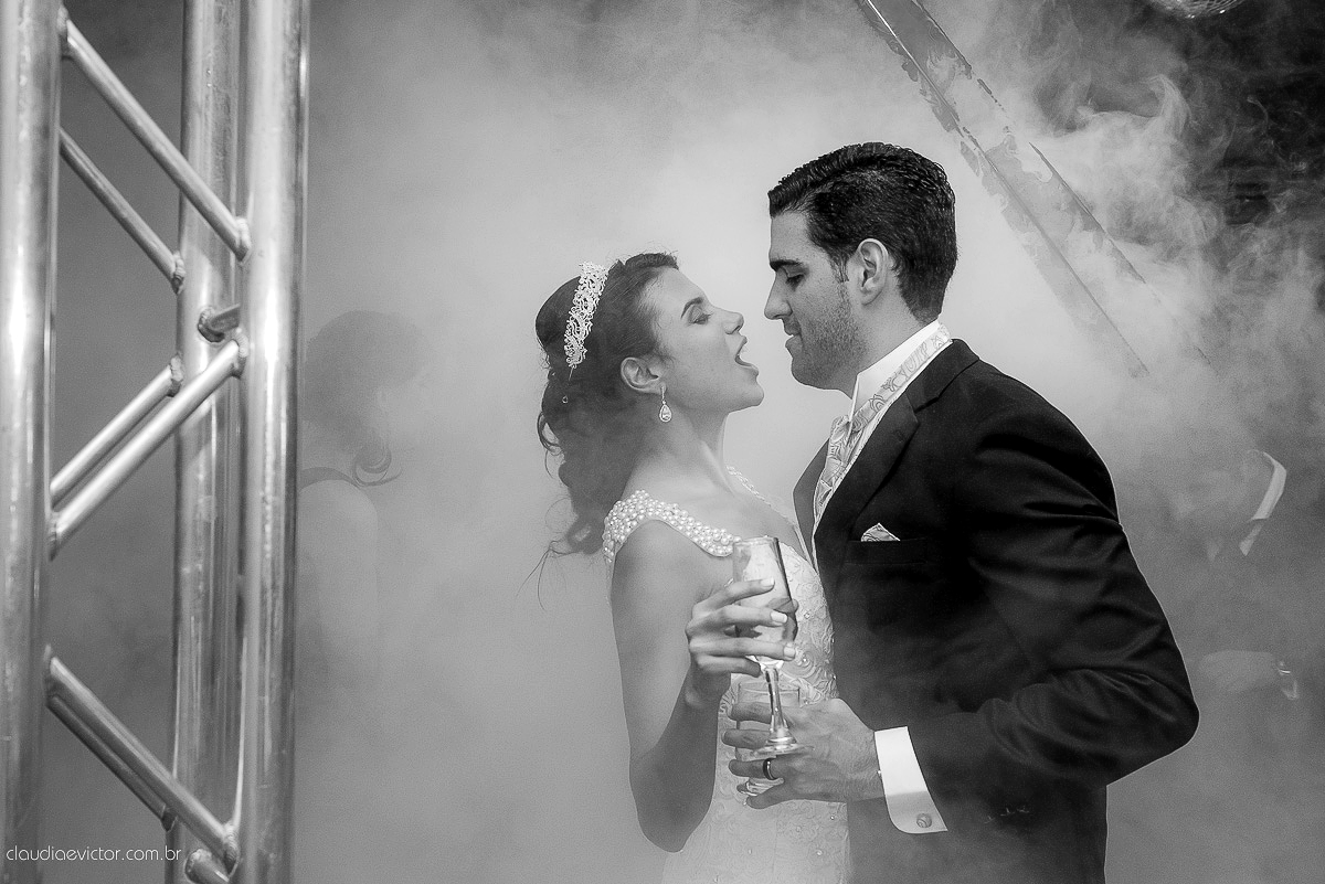 book, bride, casamento, ensaio, externa, fotógrafo de casamento de Vila Velha fotógrafo de casamento de Vitória fotógrafo de casamento de Serra Espirito Santo ES fotos criativas de casamento