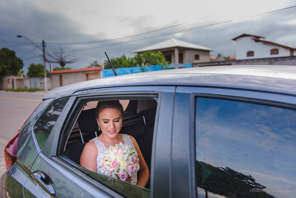 Lindo casamento realizado no cerimonial Casa di Lucca praia com noivo e noiva e vestido de noivo, cachorrinhos e pista de dança por fotógrafos de casamento de Vila Velha fotógrafos de casamento de Vitória fotógrafos de casamento de Serra ES