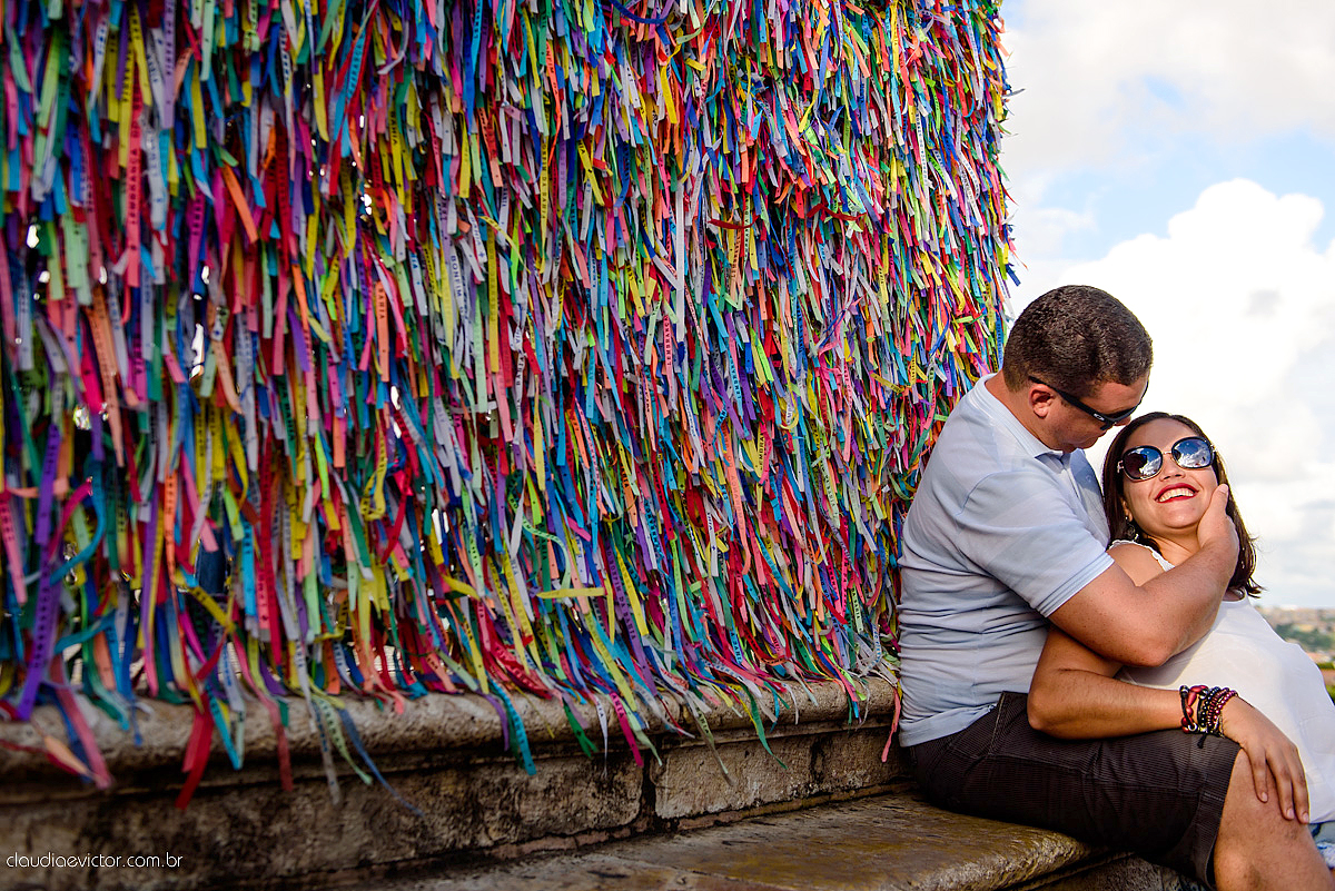 ensaio de bodas com casal realizado em Salvador, Bahia, por fotógrafos de casamento de Vila Velha fotógrafos de casamento de Vitória fotógrafos de casamento de Serra ES na Igreja do Senho do Bonfim Ponta do Humaitá e com por do sol no Rio Vermelho