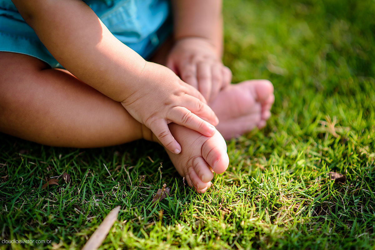Lindo ensaio externo infantil realizado em VITORIA es por fotógrafos de casamento de vila velha fotógrafos de casamento de Vitória fotógrafos de casamento de Serra ES Espirito Santo com praia familia e por do sol