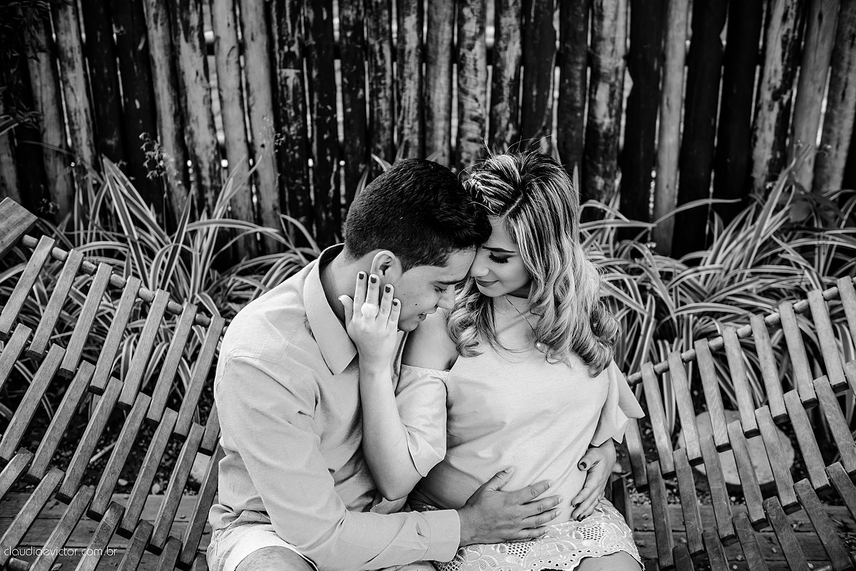 Lindo ensaio de gestante grávida e casal realizado em Vitória no Parque da Vale e depois na Ilha do Frade por fotógrafos de casamento de Vila velha fotógrafos de casamento de Vitória fotógrafos de casamento de Serra espirito santo ES