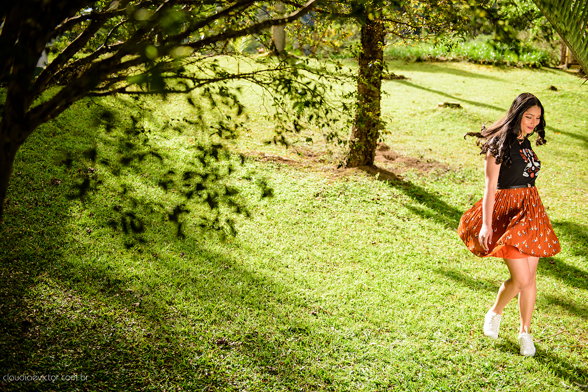 Lindo ensaio de 15 anos realizado por fotógrafos de casamento de vila velha fotógrafos de casamento de vitória fotógrafos de casamento de serra espirito santo ES em pedra azul na pousada monte verde