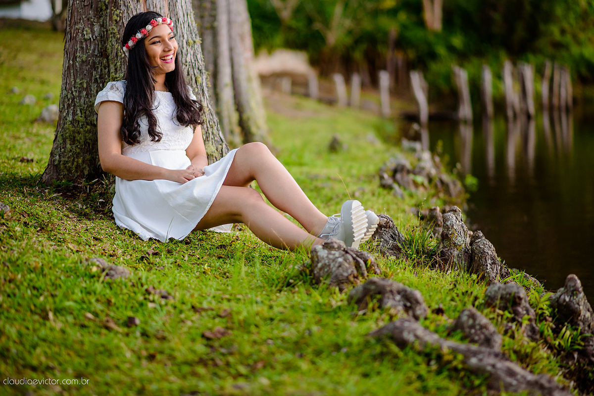 Lindo ensaio de 15 anos realizado por fotógrafos de casamento de vila velha fotógrafos de casamento de vitória fotógrafos de casamento de serra espirito santo ES em pedra azul na pousada monte verde