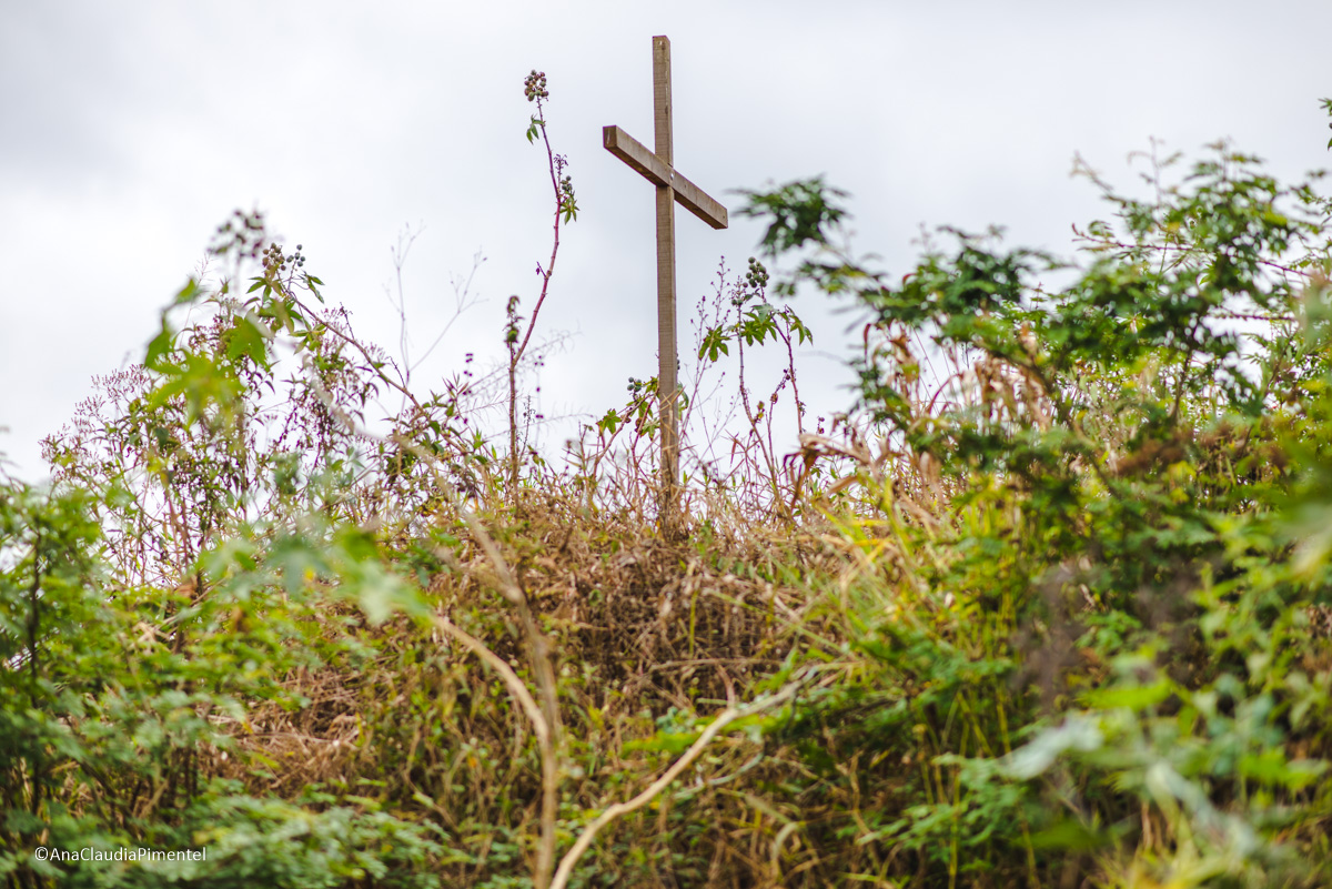 Fotos do rompimento da barragem da Samarco em Mariana que atingiu o distrito de Bento Rodrigues MG com ruínas lama e destruição
