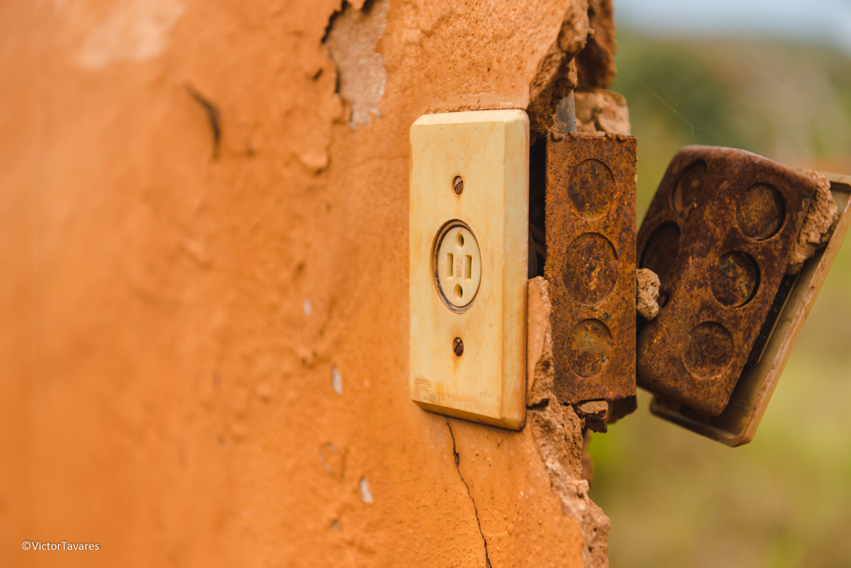 Fotos do rompimento da barragem da Samarco em Mariana que atingiu o distrito de Bento Rodrigues MG com ruínas lama e destruição