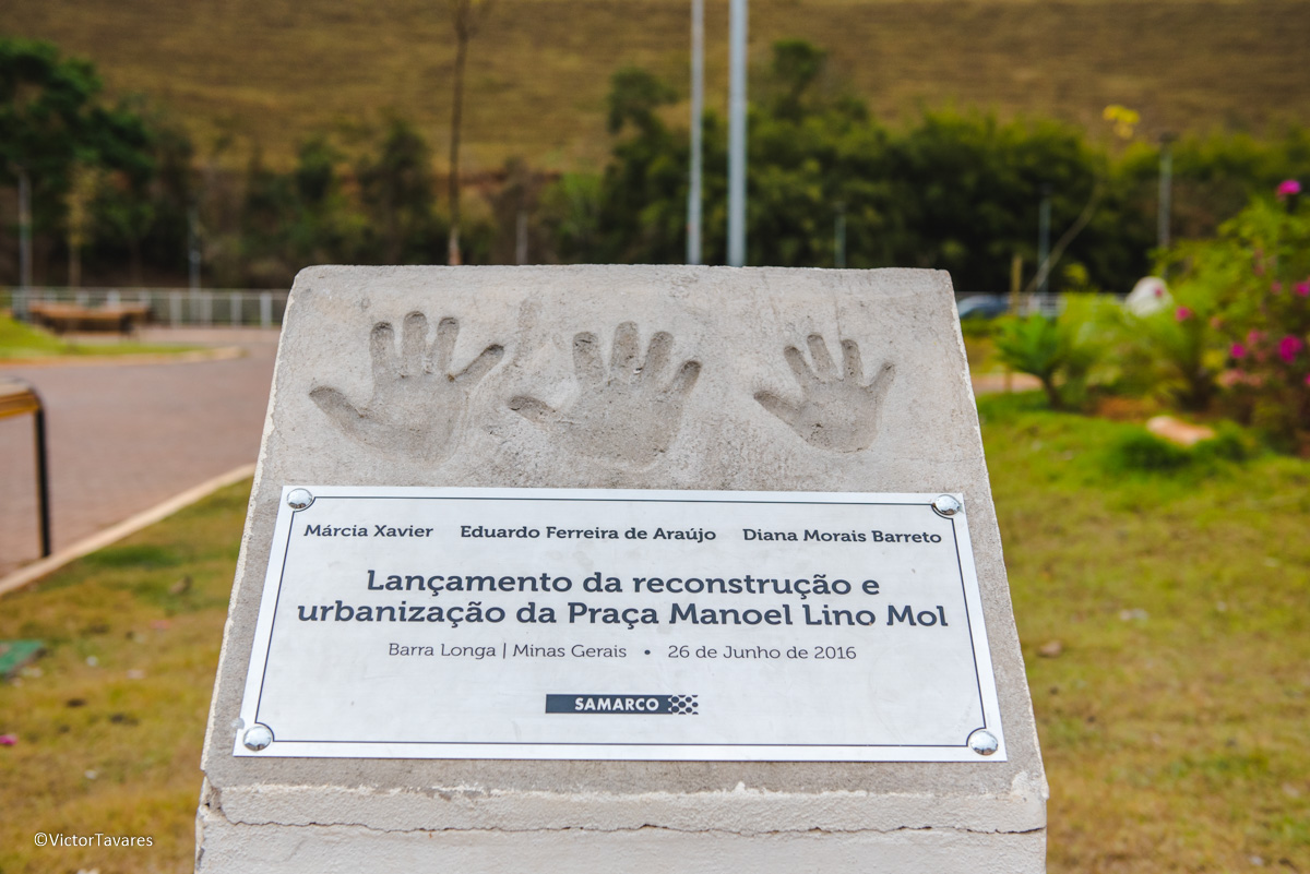 Fotos do rompimento da barragem da Samarco ocorrido em Mariana MG com lama destruição e ruínas em Barra Longa Minas Gerais