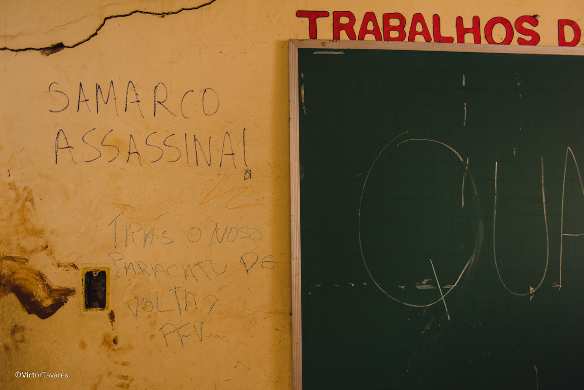 Fotos do rompimento da barragem da Samarco ocorrido em Mariana MG com lama destruição e ruínas em Paracatu de baixo Minas Gerais