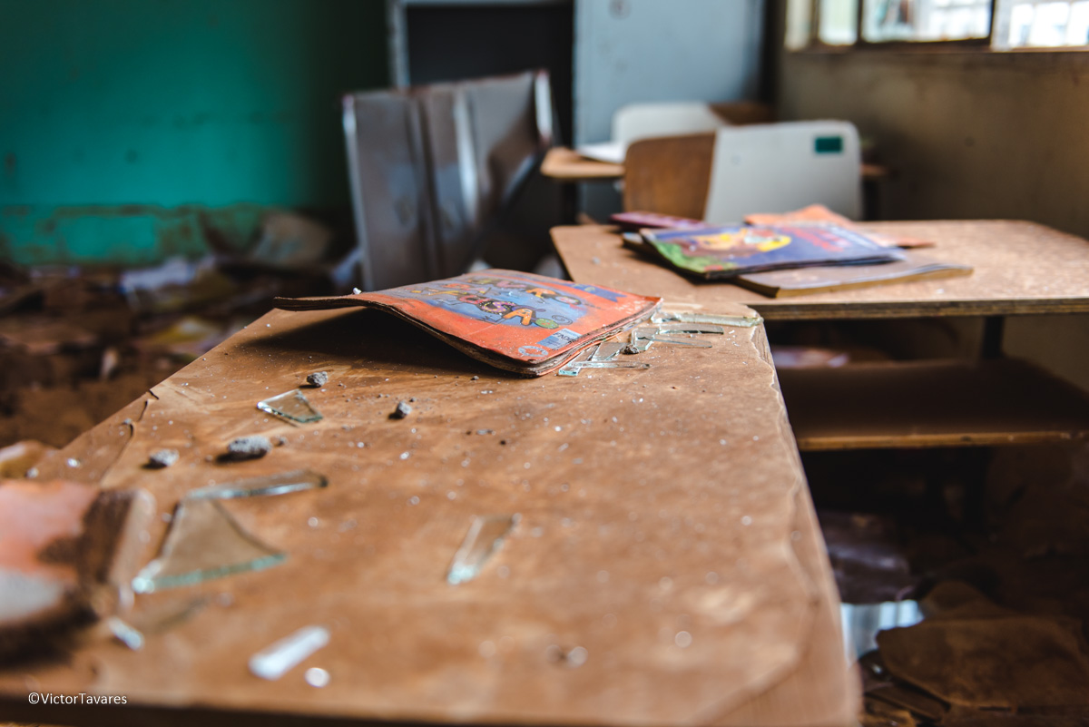 Fotos do rompimento da barragem da Samarco ocorrido em Mariana MG com lama destruição e ruínas em Paracatu de baixo Minas Gerais