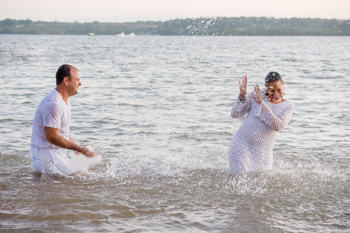 book, bride, casamento, ensaio, externa, por fotógrafo de casamento de Vila Velha  fotógrafo de casamento de Vitória fotógrafo de casamento de Serra Espirito Santo ES fotos criativas de casamento