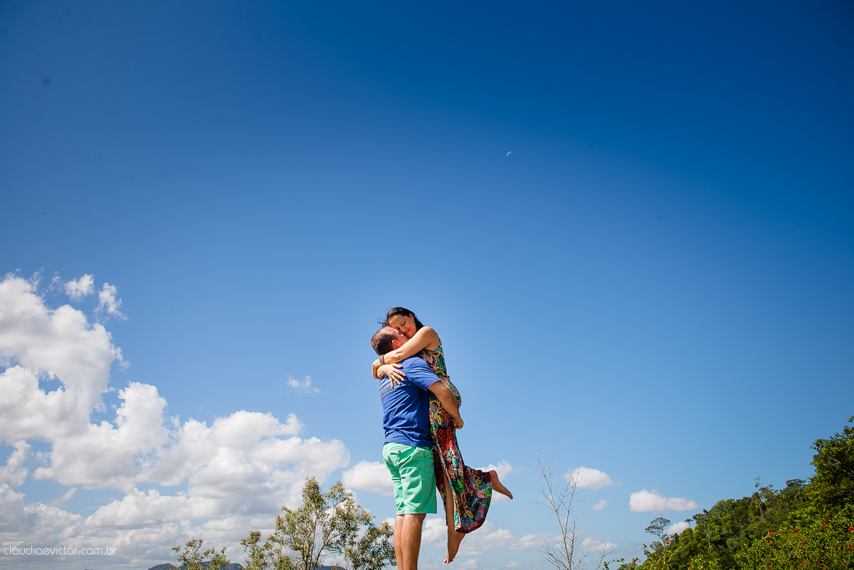 book, bride, casamento, ensaio, externa, por fotógrafo de casamento de Vila Velha  fotógrafo de casamento de Vitória fotógrafo de casamento de Serra Espirito Santo ES fotos criativas de casamento