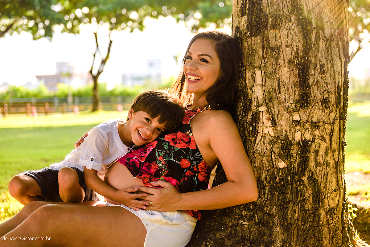 Lindo ensaio de gestante realizado em vitória na ilha do frade e no parque da vale por fotógrafos de casamento de vila velha fotógrafos de casamento de vitória fotógrafos de casamento de serra espirito santo ES