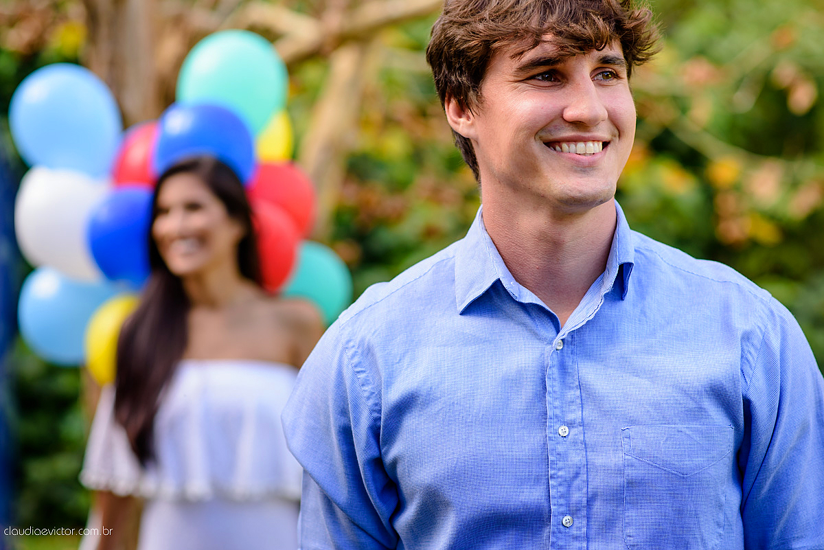 Lindo ensaio de casal feito em pedra azul na pousada dos pinhos com cavalos noivo noiva e muita alegria por fotógrafos de casamento de vila velha fotógrafos de casamento de vitória fotógrafos de casamento de serra espirito santo es
