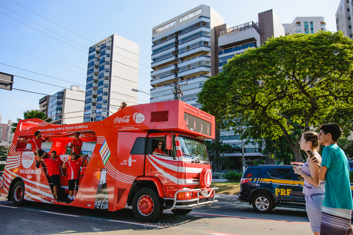Passagem da tocha olimpica em Vila velha e Vitoria Espirito Santo chama olimpica Olimpiadas 2016 Rio2016 Rio Rio de Janeiro alegria jogos olimpicos Coca Cola Nissan Bradesco