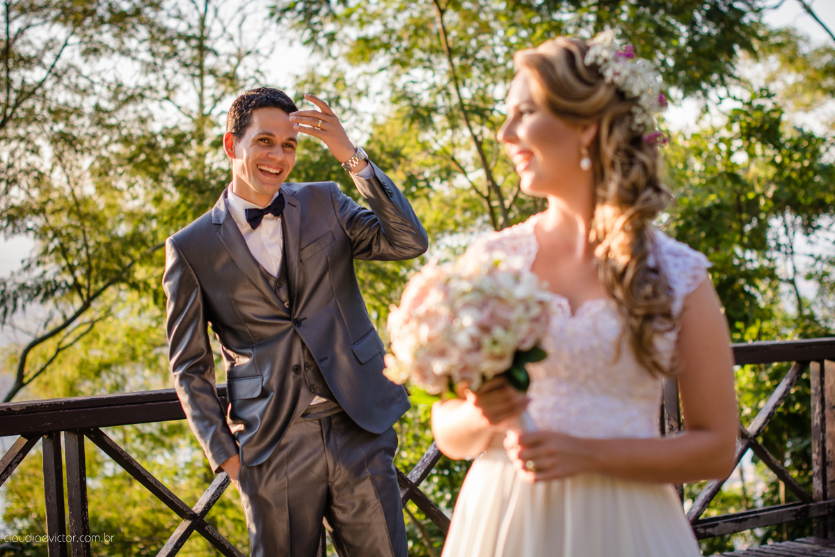 book, bride, casamento, ensaio, externa, por fotógrafo de casamento de Vila Velha  fotógrafo de casamento de Vitória fotógrafo de casamento de Serra Espirito Santo ES fotos criativas de casamento