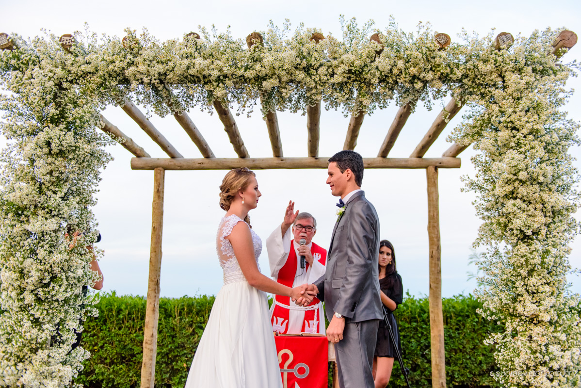 book, bride, casamento, ensaio, externa, por fotógrafo de casamento de Vila Velha  fotógrafo de casamento de Vitória fotógrafo de casamento de Serra Espirito Santo ES fotos criativas de casamento