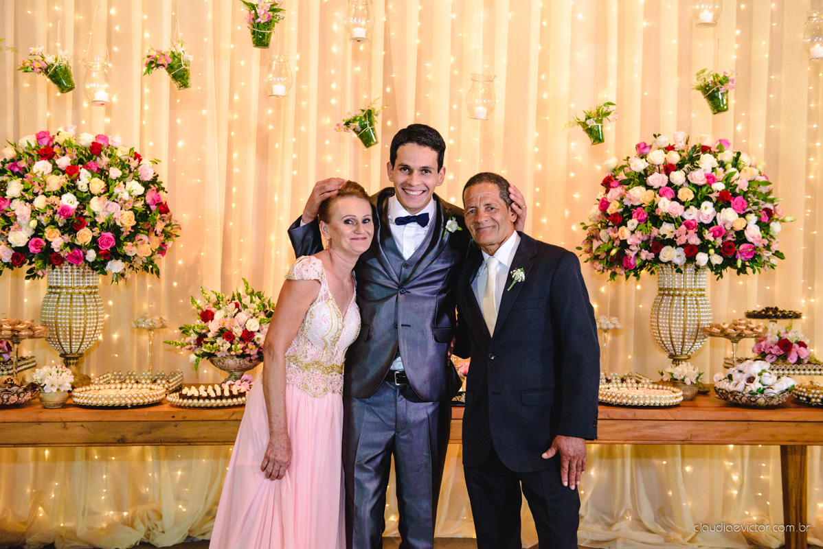 book, bride, casamento, ensaio, externa, por fotógrafo de casamento de Vila Velha  fotógrafo de casamento de Vitória fotógrafo de casamento de Serra Espirito Santo ES fotos criativas de casamento