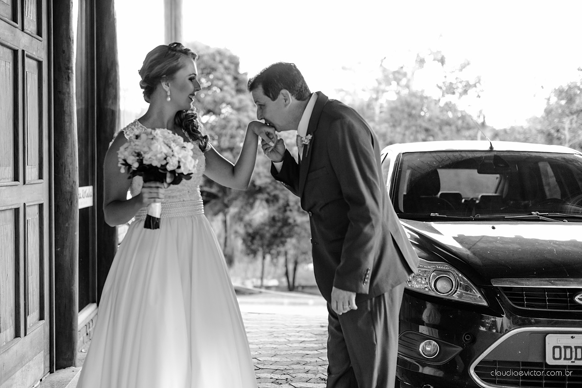 book, bride, casamento, ensaio, externa, por fotógrafo de casamento de Vila Velha  fotógrafo de casamento de Vitória fotógrafo de casamento de Serra Espirito Santo ES fotos criativas de casamento