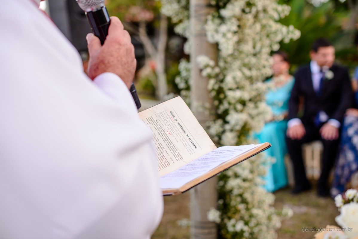 book, bride, casamento, ensaio, externa, por fotógrafo de casamento de Vila Velha  fotógrafo de casamento de Vitória fotógrafo de casamento de Serra Espirito Santo ES fotos criativas de casamento