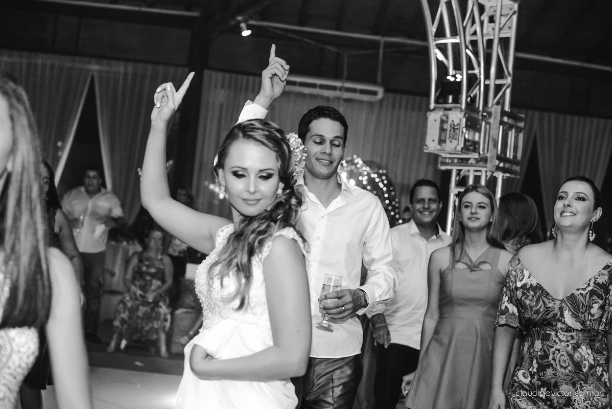 book, bride, casamento, ensaio, externa, por fotógrafo de casamento de Vila Velha  fotógrafo de casamento de Vitória fotógrafo de casamento de Serra Espirito Santo ES fotos criativas de casamento