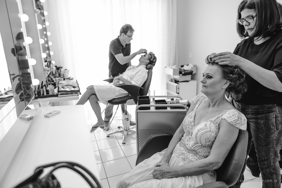 book, bride, casamento, ensaio, externa, por fotógrafo de casamento de Vila Velha  fotógrafo de casamento de Vitória fotógrafo de casamento de Serra Espirito Santo ES fotos criativas de casamento