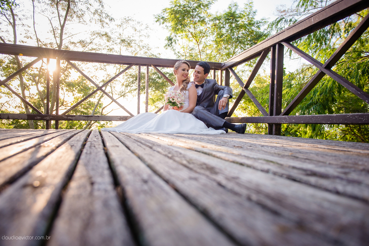 book, bride, casamento, ensaio, externa, por fotógrafo de casamento de Vila Velha  fotógrafo de casamento de Vitória fotógrafo de casamento de Serra Espirito Santo ES fotos criativas de casamento