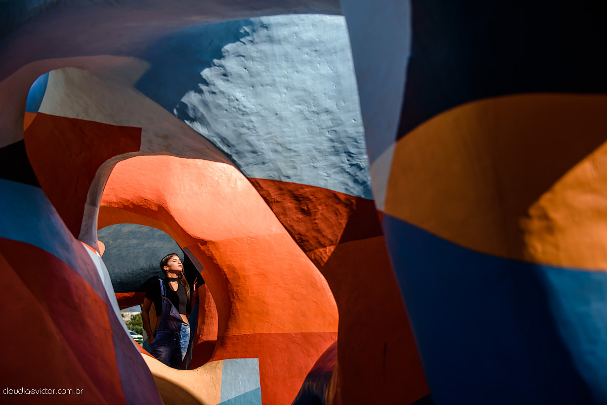 Lindo ensaio feminino de 15 anos feito por fotógrafos de casamento de vila velha fotógrafos de casamento de vitória fotógrafos de casamento de serra espirito santo es com praia, barcos, por do sol e fotos na ilha do frade vitória
