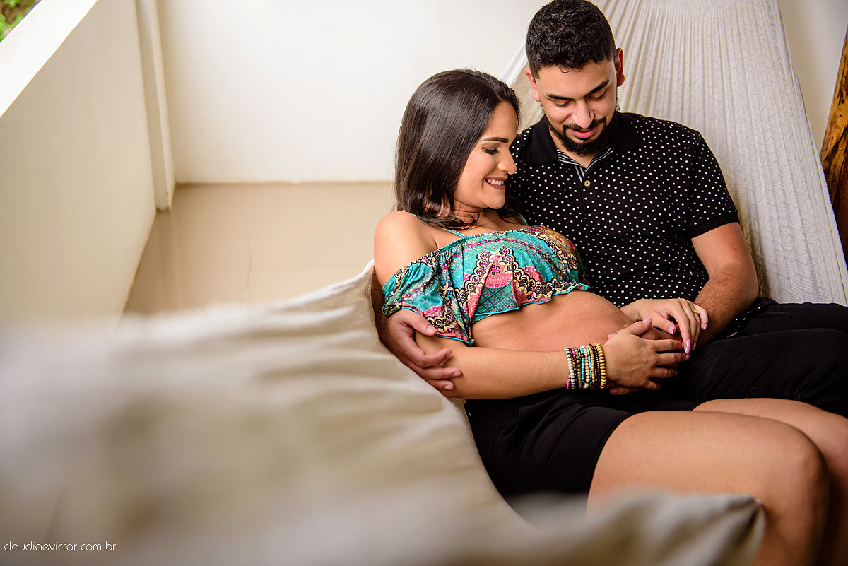 Lindo ensaio de gestante e grávida feito por fotógrafos de casamento de vila velha fotógrafos de casamento de vitória fotógrafos de casamento de serra espirito santo es numa cachoeira em brejetuba