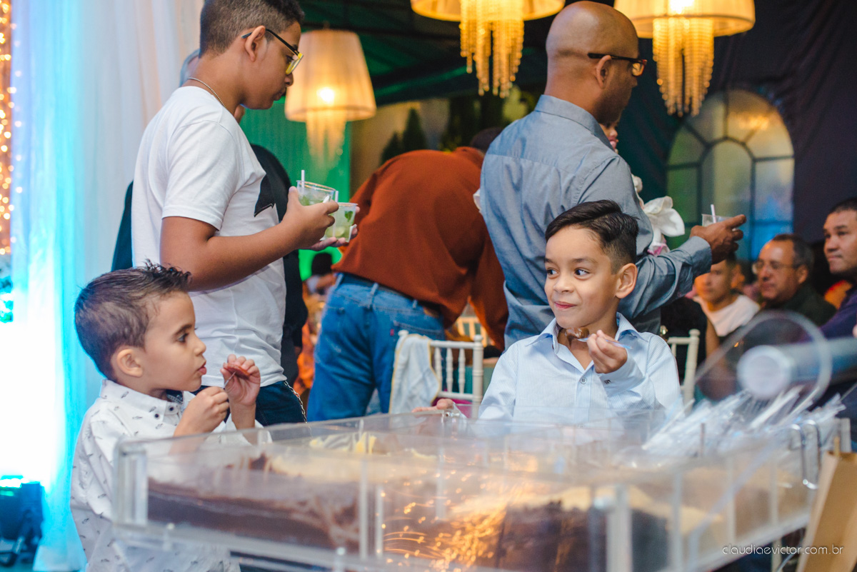 book, bride, 15 anos, fotografia de menina, ensaio feminino, ensaio teen, festa de 15 anos, ensaio externo, por fotografos de casamento de Vila Velha fotografos de casamento de Vitória fotografos de casamento de Iuna Espirito Santo ES