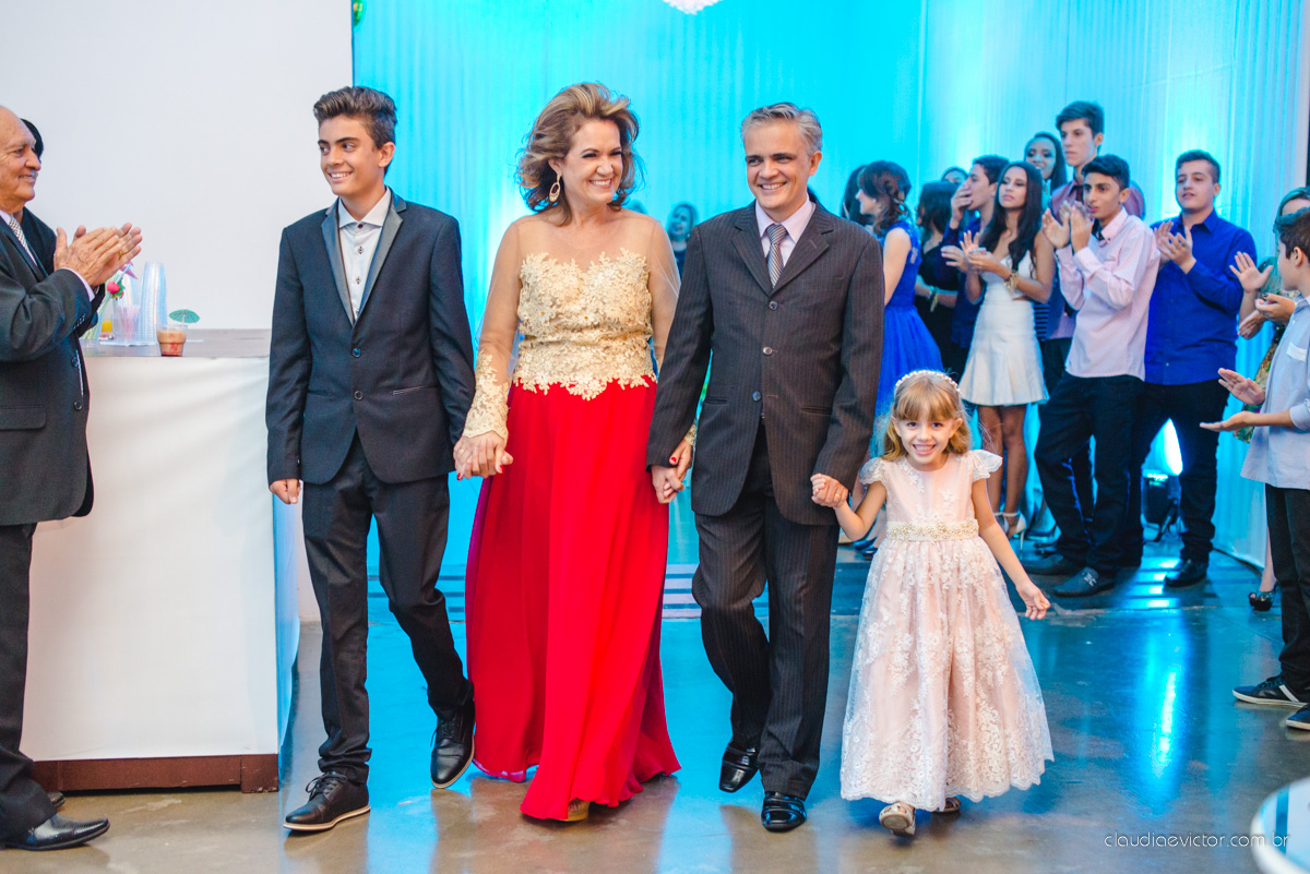 book, bride, 15 anos, fotografia de menina, ensaio feminino, ensaio teen, festa de 15 anos, ensaio externo, por fotografos de casamento de Vila Velha fotografos de casamento de Vitória fotografos de casamento de Iuna Espirito Santo ES