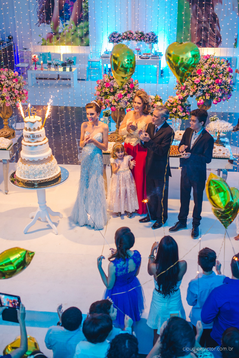 book, bride, 15 anos, fotografia de menina, ensaio feminino, ensaio teen, festa de 15 anos, ensaio externo, por fotografos de casamento de Vila Velha fotografos de casamento de Vitória fotografos de casamento de Iuna Espirito Santo ES