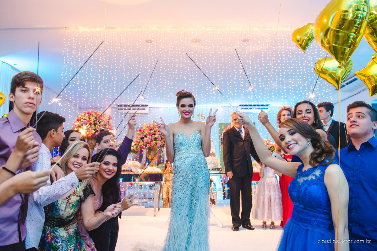 book, bride, 15 anos, fotografia de menina, ensaio feminino, ensaio teen, festa de 15 anos, ensaio externo, por fotografos de casamento de Vila Velha fotografos de casamento de Vitória fotografos de casamento de Iuna Espirito Santo ES