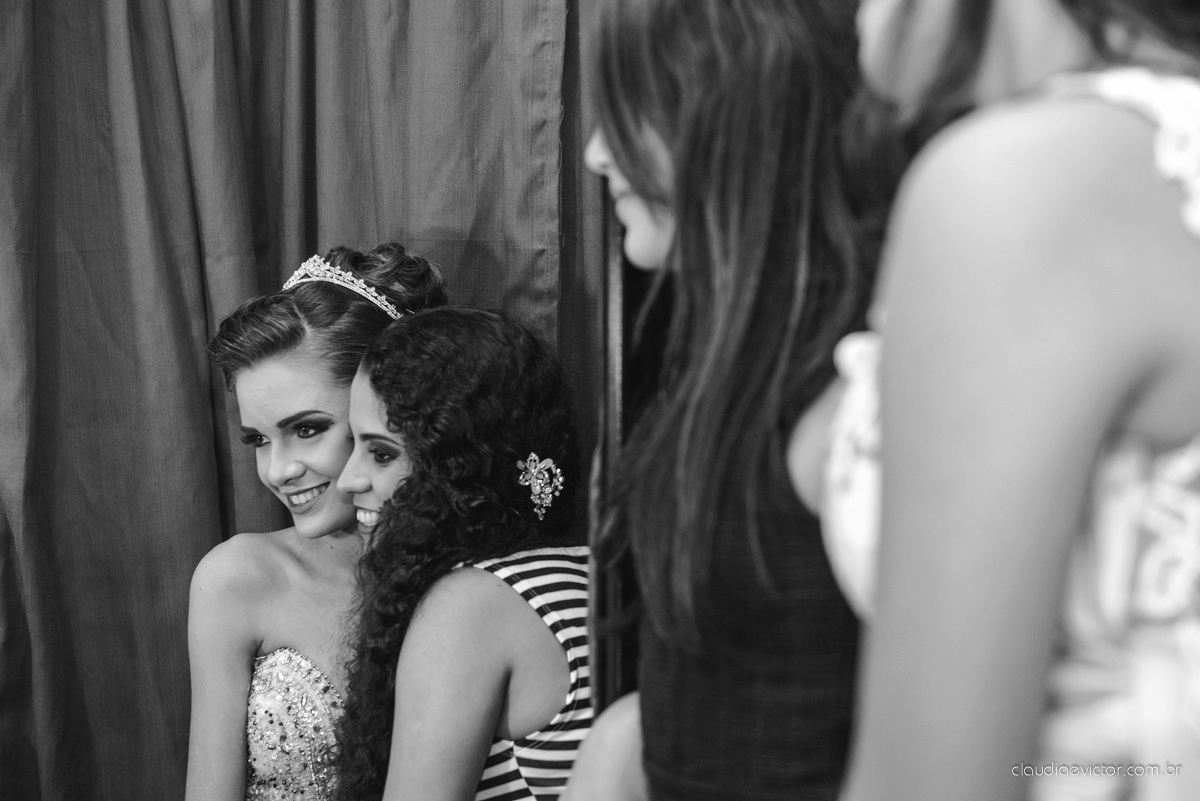 book, bride, 15 anos, fotografia de menina, ensaio feminino, ensaio teen, festa de 15 anos, ensaio externo, por fotografos de casamento de Vila Velha fotografos de casamento de Vitória fotografos de casamento de Iuna Espirito Santo ES