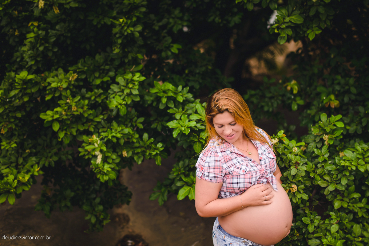Ensaio fotográfico realizado em 2016 em Vitória, Espirito Santo, na famosa Ilha do Frade, local lindo, com muitas belas paisagens e cenários. Foi um ensaio divertido, dinâmico e feliz feito também em família por fotógrafos de casamento em Vila Velha.