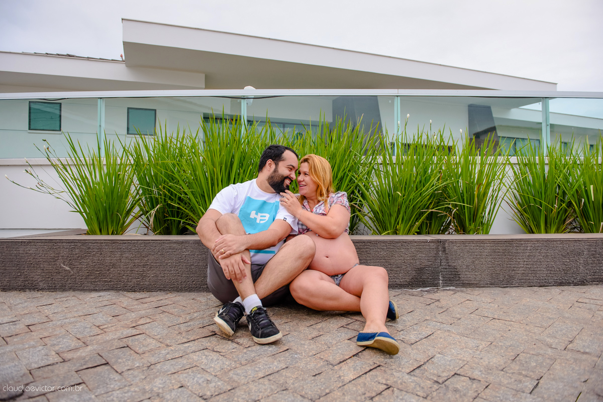 Ensaio fotográfico realizado em 2016 em Vitória, Espirito Santo, na famosa Ilha do Frade, local lindo, com muitas belas paisagens e cenários. Foi um ensaio divertido, dinâmico e feliz feito também em família por fotógrafos de casamento em Vila Velha.