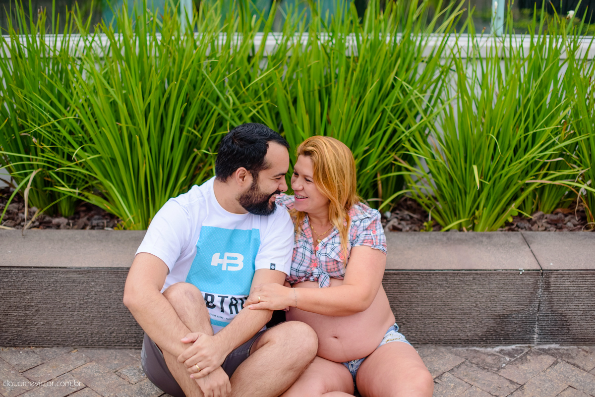 Ensaio fotográfico realizado em 2016 em Vitória, Espirito Santo, na famosa Ilha do Frade, local lindo, com muitas belas paisagens e cenários. Foi um ensaio divertido, dinâmico e feliz feito também em família por fotógrafos de casamento em Vila Velha.