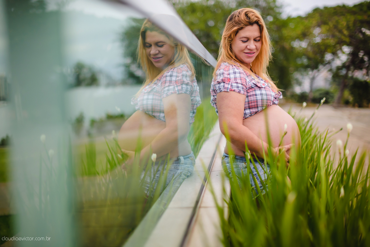Ensaio fotográfico realizado em 2016 em Vitória, Espirito Santo, na famosa Ilha do Frade, local lindo, com muitas belas paisagens e cenários. Foi um ensaio divertido, dinâmico e feliz feito também em família por fotógrafos de casamento em Vila Velha.