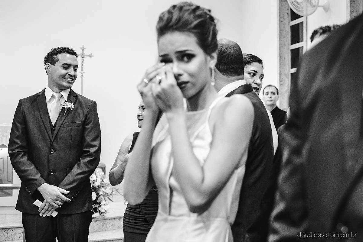 Lindo casamento realizado por fotógrafos de casamento de vila velha fotógrafos de casamento de vitória fotógrafos de casamento de serra espirito santo es com noivo noiva e por do sol com pista de dança e noiva girando