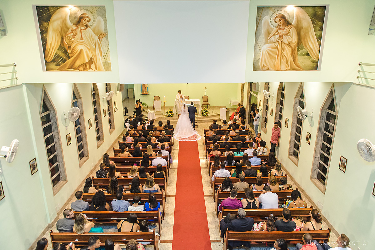 Lindo casamento realizado por fotógrafos de casamento de vila velha fotógrafos de casamento de vitória fotógrafos de casamento de serra espirito santo es com noivo noiva e por do sol com pista de dança e noiva girando