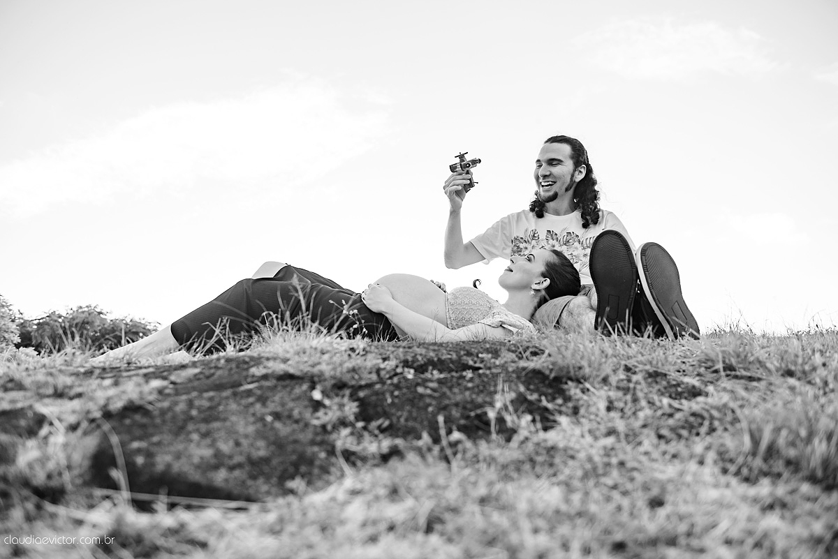 Lindo ensaio de gestante com por do sol no parque pedra da cebola em vitória feito por fotógrafo de casamento vila velha fotógrafo de casamento vitória fotógrafo de casamento serra espirito santo es com muita expectativa e ansiedade pela chegada do filho